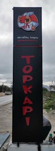 Totem Publicitaire — 2