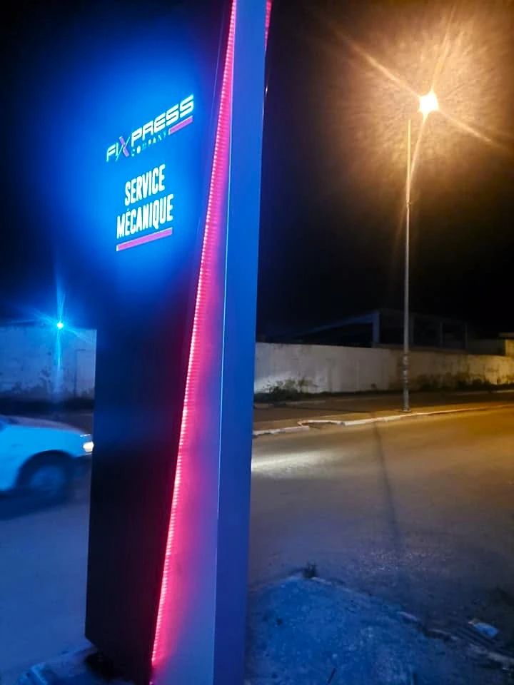 Enseignes Lumineuses — 2
